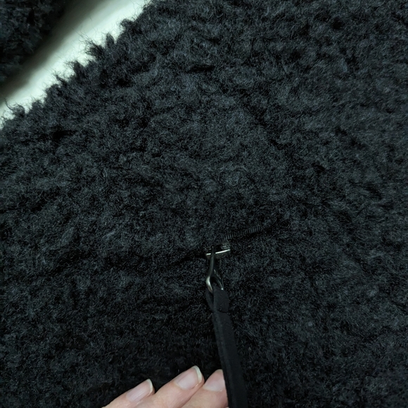 UGG Maeve Sherpa Jacket - Picture 7 of 11